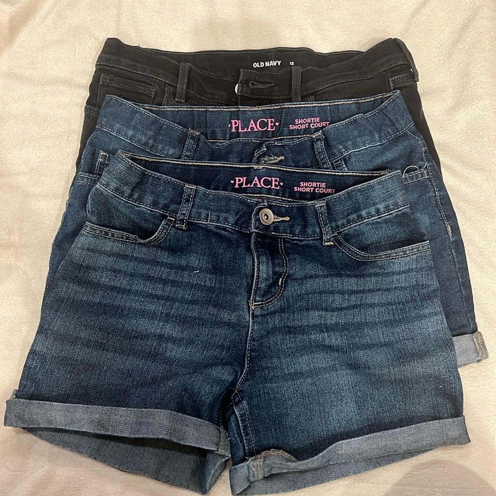 Jean shorts size 12 pack a 3